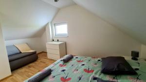 A bed or beds in a room at Hakuna Matata