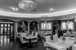 Restaurace v ubytování Hotel Shangri-La