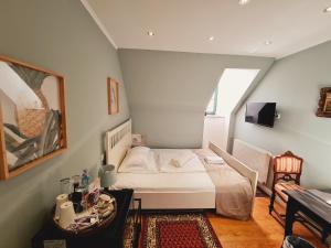 Letto o letti in una camera di Gewerkenschlössl Zeilinger