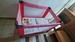 Bunk bed o mga bunk bed sa kuwarto sa Holiday garden apartment