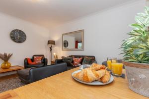 Gallery image of Vibrant & bright city centre apartment! in Oxford