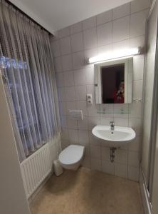 Koupelna v ubytování Gasthaus L&A Kunz