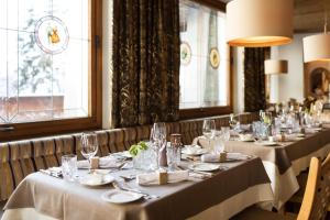 Εστιατόριο ή άλλο μέρος για φαγητό στο Hotel Solaria Ischgl - 4 superior