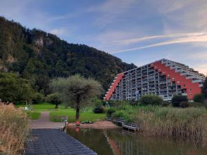 Afbeelding uit fotogalerij van Appartement am Ossiachersee in Villach