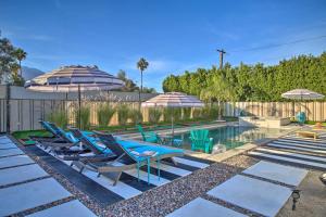 Gallery image of Vibrant Apt with Saltwater Pool - 3 Mi to Dtwn! in Palm Springs