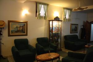 Coin salon dans l'établissement VILLA PEPETO Durres Albania