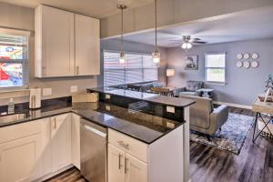 Gallery image of Home Grassy Yard, Walk to Bentonville Square in Bentonville