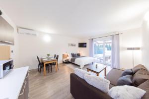 TV a/nebo společenská místnost v ubytování Apartmán Sophia 4 s terasou