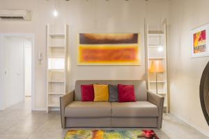 A seating area at APPARTAMENTO AL CASTELLO