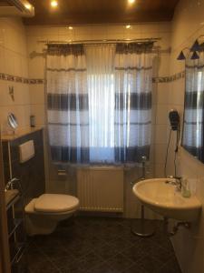 Gallery image of Ferienwohnung Hergenröder in Riedenberg