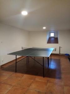 Stolný tenis v ubytovaní Apartmán Jeseníky alebo v jeho okolí