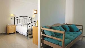 Theoxenia Caldera Hotel客房内的一张或多张床位