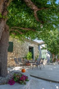 Fotografie z fotogalerie ubytování VILLA MOURIA v destinaci Pinakokhórion + 14 fotografií