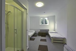 Letto o letti in una camera di Chata Myslivna