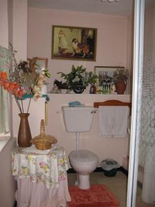 East Farm House B&B tesisinde bir banyo