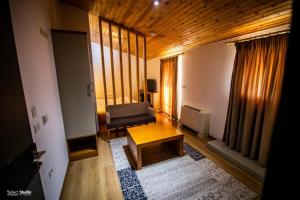 Hotel Restorant Delisia的休息区