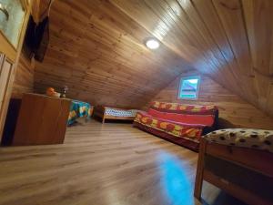 Posteľ alebo postele v izbe v ubytovaní Apartament Ruska Bania Na Pograniczu