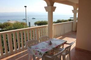 Fotografia z galérie ubytovania Apartment in Duce with sea view, terrace, air conditioning, WiFi 5061-3 v destinácii Duće