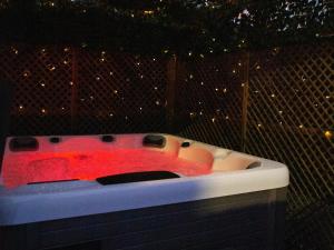 The Gathering @ Liver House - Hot Tub - Near Liverpool - Sleeps Up To 20,  Rock Ferry – Updated 2023 Prices