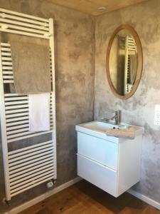 Vonios kambarys apgyvendinimo įstaigoje ihle-huimat