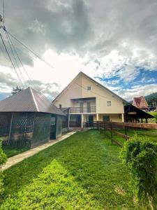 Tatil evinin bulunduğu bina