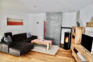 Villa-marlonにあるテレビまたはエンターテインメントセンター