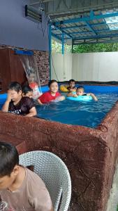 Hosté ubytování Al-Kautsar 3BR Kid's Pool Aircond & Wi-Fi