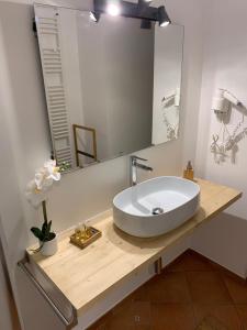 A bathroom at La Casa Di Ago