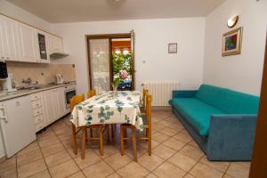 Kuchyňa alebo kuchynka v ubytovaní Apartment Marcella