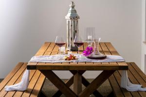 Nápoje v ubytovaní Pakio Luxury Villa : Private Cretan Holidays