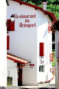 Fotografie z fotogalerie ubytování Hôtel Le Trinquet v destinaci Louhossoa