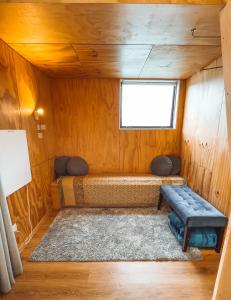 Posezení v ubytování Ora Retreat