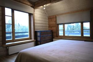Üldine mäevaade või majutusasutusest Spacious house with stunning views and sauna in Amatciems pildistatud vaade