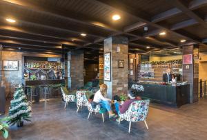 Hosté ubytování St George Ski & Holiday - Half Board & All Inclusive