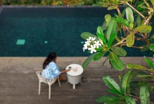 Afbeelding uit fotogalerij van StayVista at Paashaan- A Netflix featured Home with a Heated Infinity Pool in Lonavala