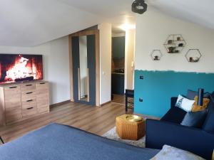 A seating area at Borovets Forest view (A56)