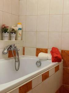 Kúpeľňa v ubytovaní Marble