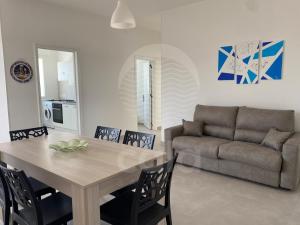 Et opholdsområde på La Torre - Piano terra By Cala Salento