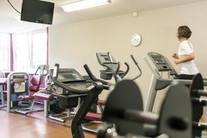 
The fitness center and/or fitness facilities at Vulkanlandhotel Legenstein
