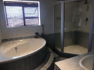 Un baño de Brama Stay inn Guesthouse
