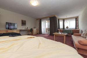 Posteľ alebo postele v izbe v ubytovaní Aktiv-Hotel Traube