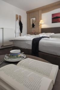 Posteľ alebo postele v izbe v ubytovaní Aktiv-Hotel Traube