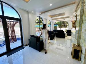Posezení v ubytování Dương Đông Hotel