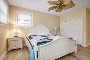 Postel nebo postele na pokoji v ubytování Bayside Resort - 11655 Resort