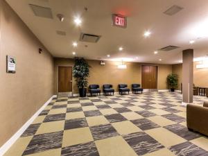 Posezení v ubytování Radisson Hotel Edmonton Airport