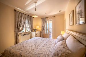 Posteľ alebo postele v izbe v ubytovaní Villa Terrarossa - Luxury Istrian Villa near Poreč