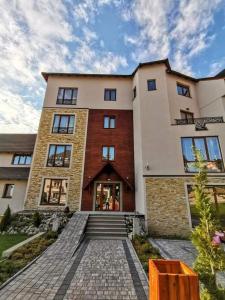 Το κτήριο όπου στεγάζεται  το διαμέρισμα