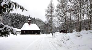 Chata Myslivna durante l'inverno