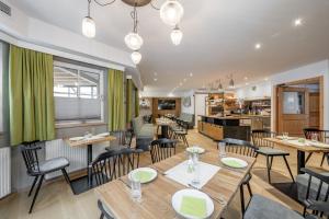 Część wypoczynkowa w obiekcie Arlen Lodge Hotel inkl Premium Karte im Sommer