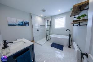 Koupelna v ubytování Chalet de la Montagne + 43 fotografií